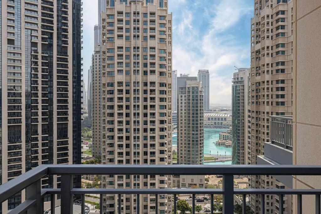 Lux Unit With Burj & Fountain View I Walk Mall Apartment Dubai