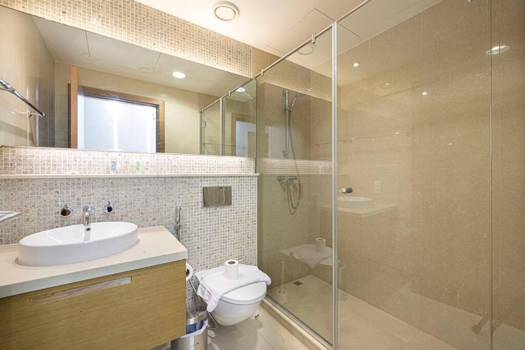 Lux Unit With Burj & Fountain View I Walk Mall